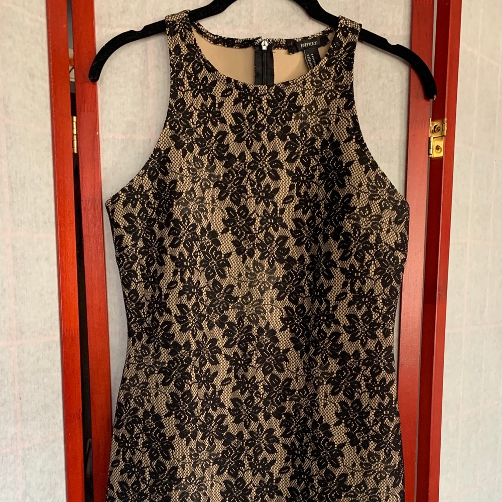Lace body con minidress